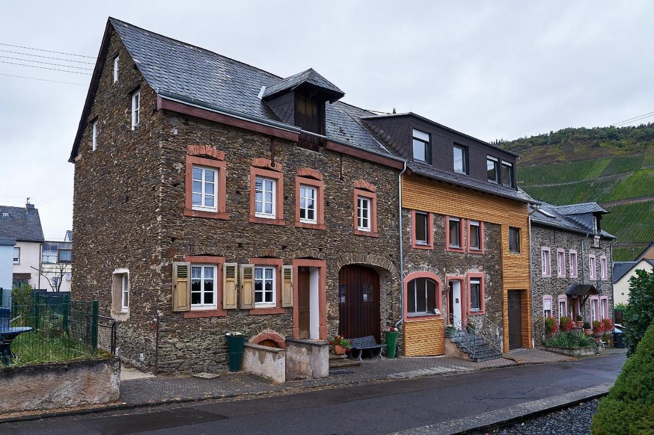 Winzerhaus Wehlener Sonnenuhr Villa แบร์นคาสเทล-คืสท์ ภายนอก รูปภาพ